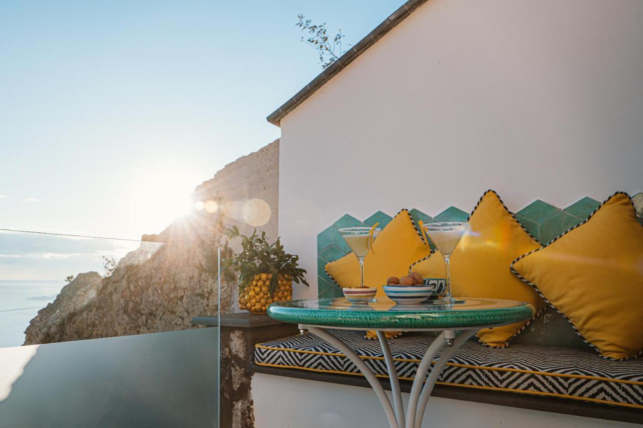 Petrea Lifestyle Suites Positano Eksteriør bilde